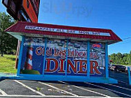 The Old Lighthouse Diner outside