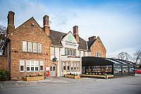 Beverley Arms outside