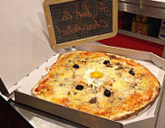 Camion Pizza Saint-james food