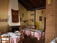 Asador La Higuera inside