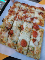 Da Antonio Pezzi Di Pizza food