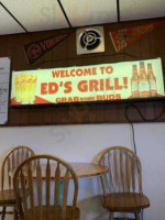 Ed's Grill inside