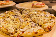 Pizza Market food