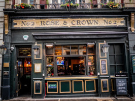 Rose And Crown Pub outside