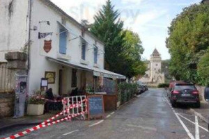 Bar Restaurant Lagarrigue outside