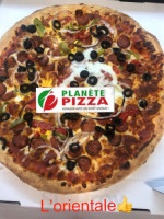 Planete Pizza food