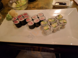 Mei Sushi Japaneserestaur food