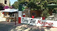 Pizza Del Miramar outside