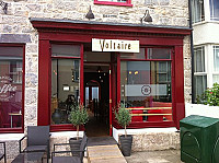 Voltaire outside