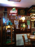 Duffy's Tavern inside
