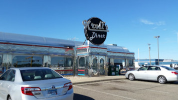 Kroll's Diner outside