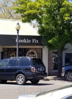 Cookie Fix outside