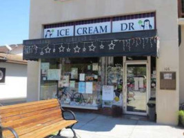 The Ice Cream Dr outside