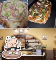 Pizzeria-pinseria La Bella Roma food