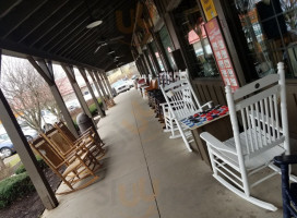 Cracker Barrel Restaurant And Old Country Store inside