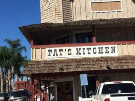 Pat's Kitchen inside