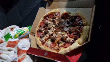 Domino's Pizza food