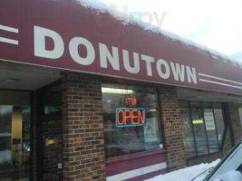 Donutown outside
