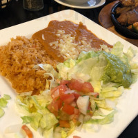 Los Arcos Mexican Food & Tequila Bar food