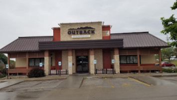 Outback Steakhouse Clive outside