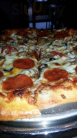 Sam Louie's Italian New York Pizzeria food