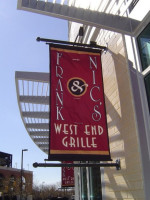 Frank Nic's West End Grille outside