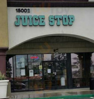 Juice Stop outside