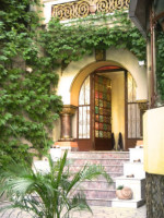 Casa Satya outside
