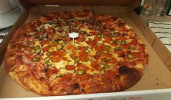 Mike's Gourmet Pizza food