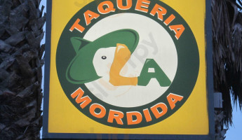 La Mordida Taqueria food