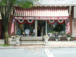 Mama Carmela's Deli outside