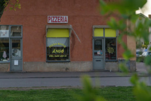 Pizzabutiken Ängö outside