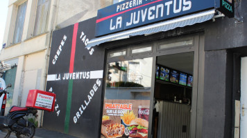 La Juventus inside
