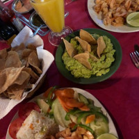 Restaurant La Parrilla Palenque food