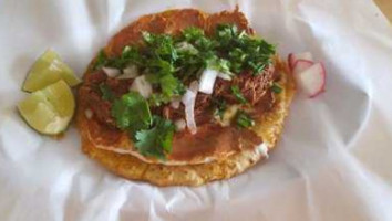 Emily’s Tacos Birrieria food