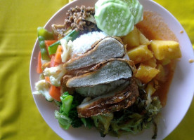 Mueang Daeng Vegan Food เหมืองแดงอาหารเจ food