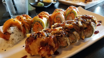 Sushi Fever food