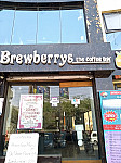 Brewberrys - The Coffee Bar outside