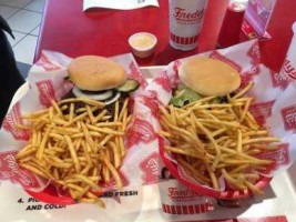 Freddy's Frozen Custard Steakburgers food