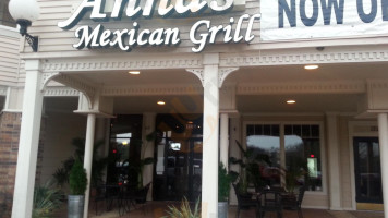 Anna's Mexican Grill outside