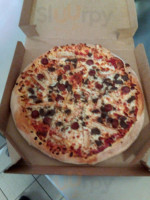 Domino's Pizza Loudeac food