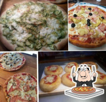Lorenzo’s Pizza Cinquale food