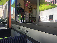 Cafe Winzig inside