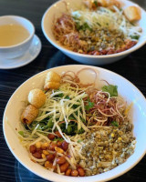 Hue Oi Vietnamese Cuisine food
