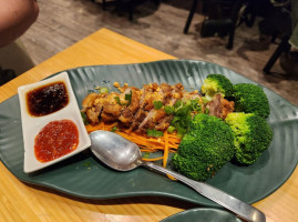 Try Thai Restaurant Sushi Bar food