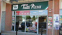 Tutti Pizza Muret outside