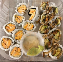 Naomi Sushi Express food