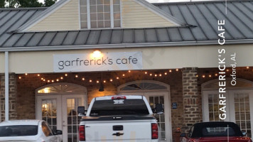 Garfrerick's Cafe outside