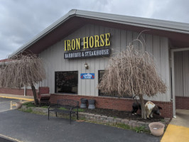 Ironhorse Barbeque And Steakhouse food