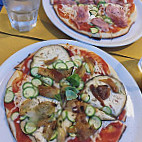 Pizzeria Fuori Rotta food